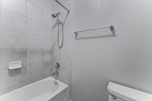 13306 Bardwall Lake Ct, Houston, TX 77044 - Photo 31