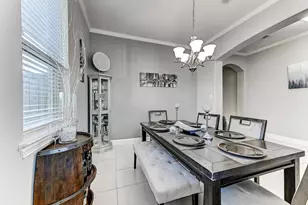 13306 Bardwall Lake Ct, Houston, TX 77044 - Photo 7