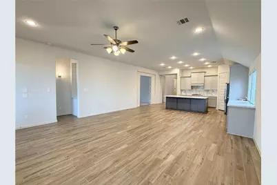 9307 Crescent Mill Drive, Missouri City, TX 77459 - Photo 5