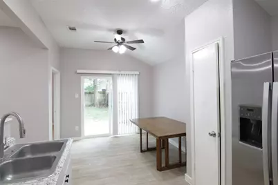 9130 Autumn Harvest Drive, Houston, TX 77064 - Photo 9