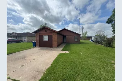 733 Pine Avenue, Prairie View, TX 77445 - Photo 1