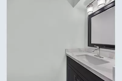 5747 Fontenelle Drive, Houston, TX 77035 - Photo 13