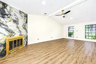 16011 Pinyon Creek Dr, Houston, TX 77095 - Photo 9