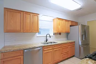 3810 Bonita Ln, La Porte, TX 77571 - Photo 9