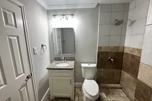 1013 E 40th St, Houston, TX 77022 - Photo 15