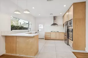 1624 Branard St, Houston, TX 77006 - Photo 11