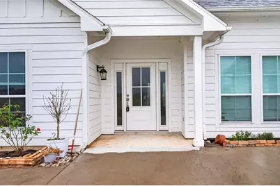 22519 Chenango Lake Drive, Angleton, TX 77515 - Photo 3