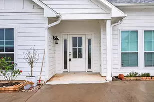 22519 Chenango Lake Dr, Angleton, TX 77515 - Photo 3