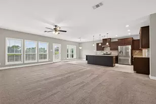 22519 Chenango Lake Dr, Angleton, TX 77515 - Photo 9