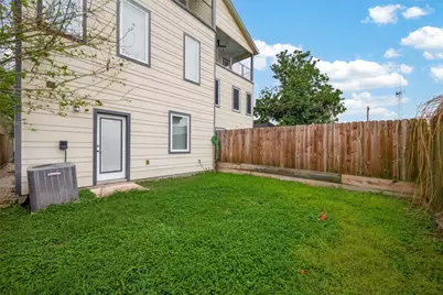 1819 South Street, Houston, TX 77009 - Photo 25