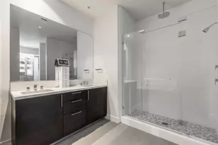 4521 San Felipe St, Houston, TX 77027 - Photo 15