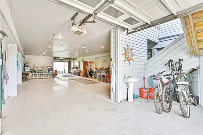 8111 Broadway Street #5, Galveston, TX 77554 - Photo 43