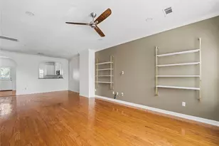 1739 French Village Dr, Houston, TX 77055 - Photo 5