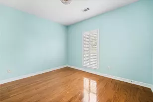 1739 French Village Dr, Houston, TX 77055 - Photo 21
