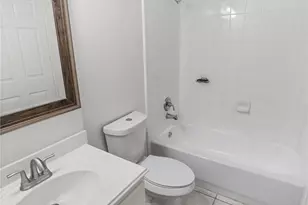 1739 French Village Dr, Houston, TX 77055 - Photo 23