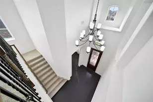 11030 Sarah Bluff Ln, Cypress, TX 77433 - Photo 31