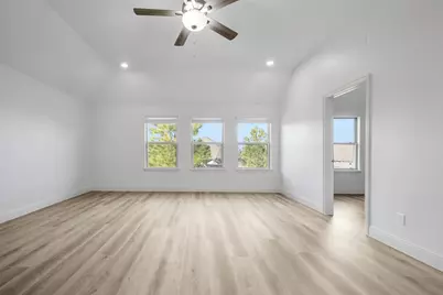 11030 Sarah Bluff Lane, Cypress, TX 77433 - Photo 33