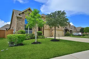 12426 Cumberland Dr, Texas City, TX 77568 - Photo 3