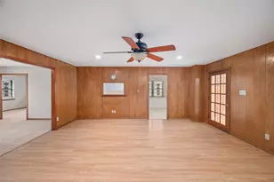 1815 Droxford Dr, Houston, TX 77008 - Photo 19