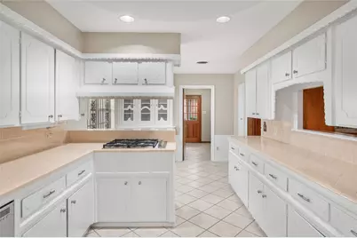 1815 Droxford Drive, Houston, TX 77008 - Photo 23