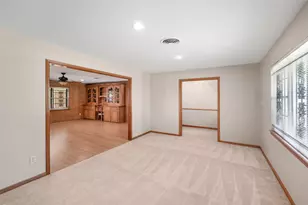 1815 Droxford Dr, Houston, TX 77008 - Photo 15