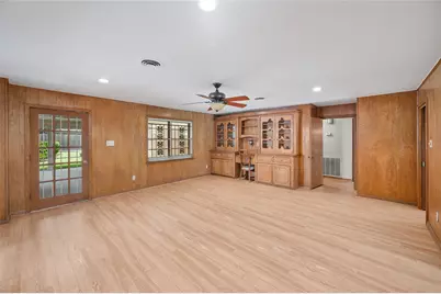 1815 Droxford Drive, Houston, TX 77008 - Photo 17