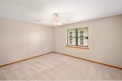 1815 Droxford Drive, Houston, TX 77008 - Photo 29