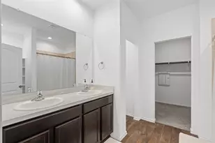 22306 Forest Gorge Ln, Spring, TX 77373 - Photo 11