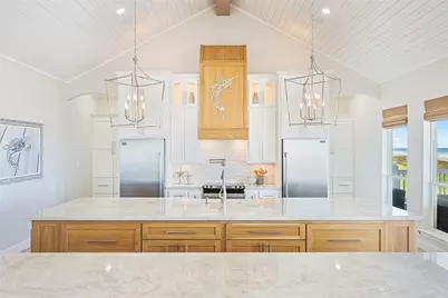 3244 Gulf Castle Drive, Crystal Beach, TX 77650 - Photo 27