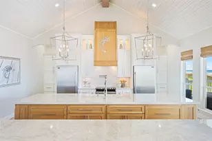 3244 Gulf Castle Dr, Crystal Beach, TX 77650 - Photo 27