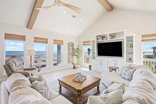 3244 Gulf Castle Dr, Crystal Beach, TX 77650 - Photo 17