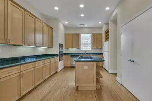 1503 California St, Houston, TX 77006 - Photo 7