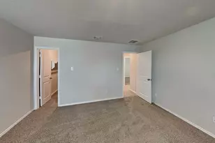 5738 Leon Pl, San Antonio, TX 78244 - Photo 7