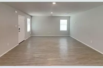 5738 Leon Place, San Antonio, TX 78244 - Photo 3