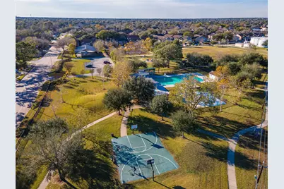 17602 Heritage Bay Drive, Webster, TX 77598 - Photo 29