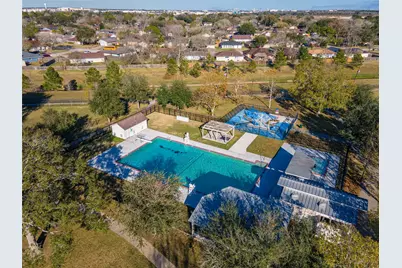 17602 Heritage Bay Drive, Webster, TX 77598 - Photo 27