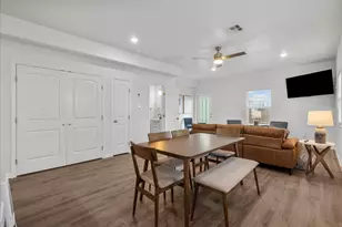 913 Bluewater Hwy, Surfside Beach, TX 77541 - Photo 13