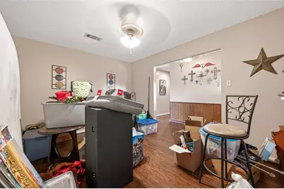 2510 Sunnycrest Drive, Texas City, TX 77590 - Photo 9