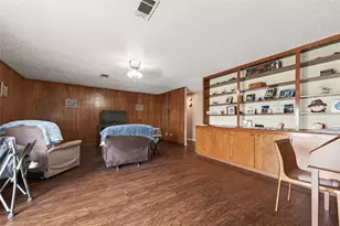 2510 Sunnycrest Dr, Texas City, TX 77590 - Photo 19