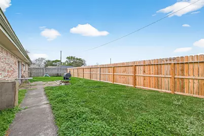 2510 Sunnycrest Drive, Texas City, TX 77590 - Photo 41