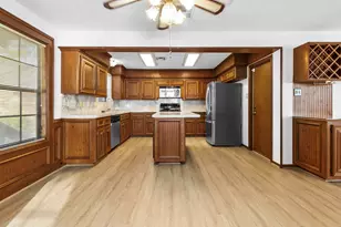 554 Harbor Dr, Onalaska, TX 77360 - Photo 13