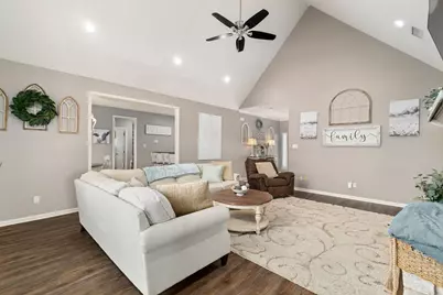 2709 Chase Street, Brenham, TX 77833 - Photo 9