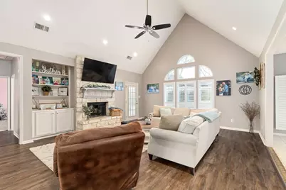 2709 Chase Street, Brenham, TX 77833 - Photo 5