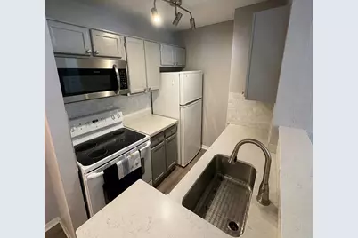 2121 Hepburn Street #810, Houston, TX 77054 - Photo 7