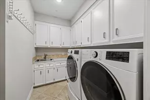 4 E Eden Elm Cir, The Woodlands, TX 77381 - Photo 31