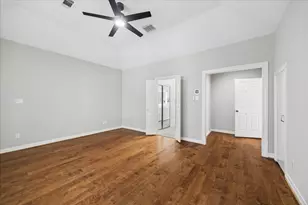 4 E Eden Elm Cir, The Woodlands, TX 77381 - Photo 25