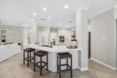 4 E Eden Elm Circle, The Woodlands, TX 77381 - Photo 17