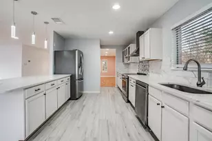 14007 Cougar Rock Dr, San Antonio, TX 78230 - Photo 11