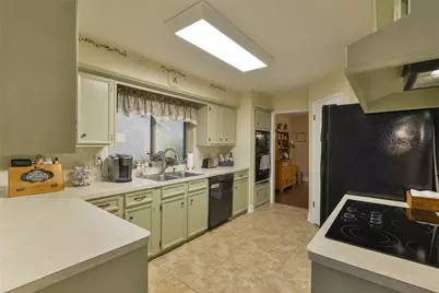 3114 Falling Brook Drive, Kingwood, TX 77345 - Photo 7