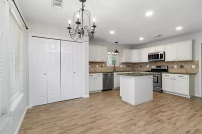 2918 Abbey Field Drive, Pearland, TX 77584 - Photo 11
